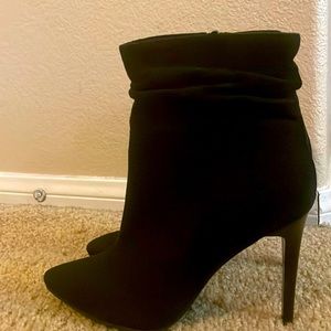 Black heel boots